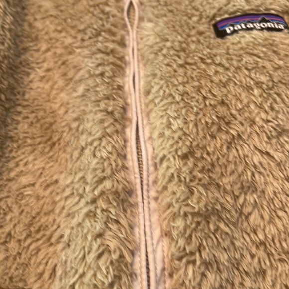 NWT Patagonia khaki vest - Picture 4 of 4